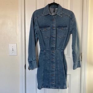 Body Con Button Up Long Sleeve Collared Denim Dress